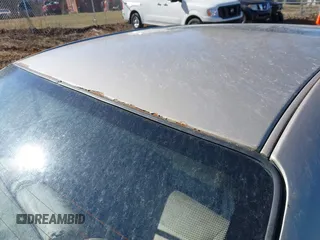 1999 Oldsmobile Cutlass GLS z VIN 1G3NG52J3X6335412, wystawiony jako IAAI lot #41691182 z przebiegiem 232 375 mil mil oraz . Historia ofert i sprzedaży dostępna na DreamBid. Obrazek 16.