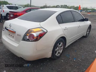 2010 Nissan Altima S with VIN 1N4AL2AP3AN446656, listed as a IAAI auction lot 42107672 with 183,943 mi miles and . Bid and sale history available at DreamBid. Image 4.