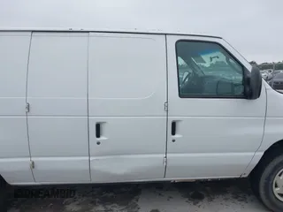 2014 Ford Econoline Cargo Commercial z VIN 1FTNE2EW7EDA00870, wystawiony jako IAAI lot #42384856 z przebiegiem 156 312 mil mil oraz . Historia ofert i sprzedaży dostępna na DreamBid. Obrazek 13.