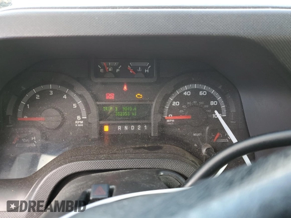 2010 Ford Econoline Cargo Commercial с VIN 1FTNS2EW0ADA63179, выставлен на аукционе Copart как лот 76783934 с пробегом 352 353 миль миль и Чистый • Clean title. История ставок и продаж доступна на DreamBid. Изображение 9.