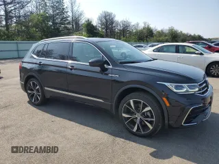 2024 Volkswagen Tiguan SEL R-Line с VIN 3VV4B7AX9RM169462, выставлен на аукционе Copart как лот 59435985 с пробегом 11 321 миль миль и Списание • Salvage title. История ставок и продаж доступна на DreamBid. Изображение 4.