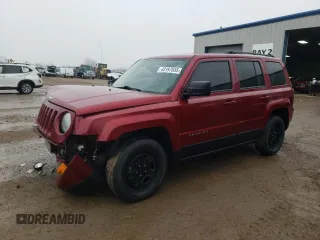 2014 Jeep Patriot Altitude with VIN 1C4NJPBA7ED512632, listed as a Copart auction lot 43197655 with 163,440 mi miles and Salvage Title. Bid and sale history available at carsss.com. Image 1.