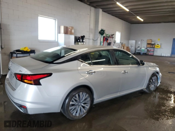 2024 Nissan Altima SV with VIN 1N4BL4DV7RN304090, listed as a Copart auction lot 65217425 with 50,517 mi miles and Clean title. Bid and sale history available at DreamBid. Image 3.