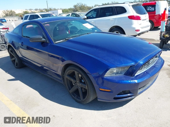 2014 Ford Mustang V6 with VIN 1ZVBP8AM8E5318735, listed as a IAAI auction lot 41848924 with 112,420 mi miles. Bid and sale history available at carsss.com. Image 1.
