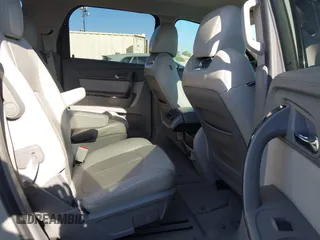 2017 GMC Acadia Limited z VIN 1GKKRSKD2HJ307240, wystawiony jako IAAI lot #42402371 z przebiegiem 197 483 mil mil oraz . Historia ofert i sprzedaży dostępna na DreamBid. Obrazek 8.