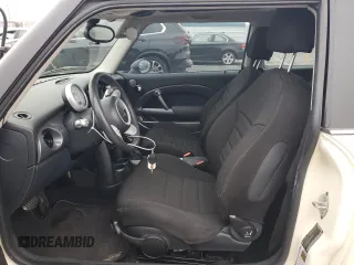 2006 MINI Hardtop S z VIN WMWRE33566TJ34940, wystawiony jako Copart lot #54348295 z przebiegiem 67 435 mil mil oraz Szkoda całkowita • Salvage title. Historia ofert i sprzedaży dostępna na DreamBid. Obrazek 7.