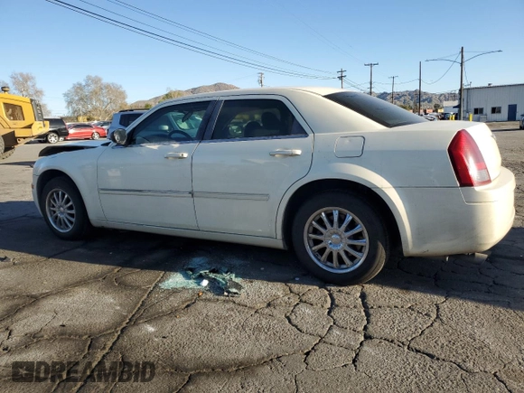 2007 Chrysler 300 with VIN 2C3KA43R77H732806, listed as a Copart auction lot 47111825 with 104,639 mi miles and Salvage Title. Bid and sale history available at DreamBid. Image 2.
