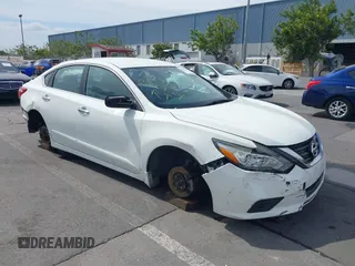 2017 Nissan Altima SV z VIN 1N4AL3AP1HC224354, wystawiony jako IAAI lot #40188386 z przebiegiem 73 337 mil mil oraz . Historia ofert i sprzedaży dostępna na DreamBid. Obrazek 1.