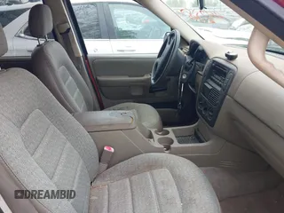 2003 Ford Explorer XLS z VIN 1FMZU62K63ZA18513, wystawiony jako IAAI lot #41928870 z przebiegiem 135 928 mil mil oraz . Historia ofert i sprzedaży dostępna na DreamBid. Obrazek 5.