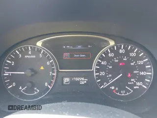 2013 Nissan Pathfinder SL with VIN 5N1AR2MM3DC654025, listed as a IAAI auction lot 42692665 with 173,226 mi miles and . Bid and sale history available at DreamBid. Image 7.