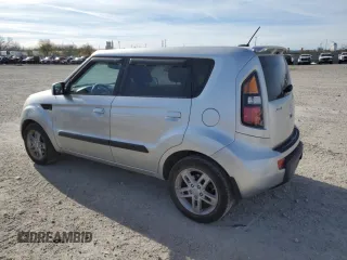 2010 Kia Soul + with VIN KNDJT2A28A7103862, listed as a Copart auction lot 82301844 with 188,238 mi miles and Salvage Title. Bid and sale history available at carsss.com. Image 2.