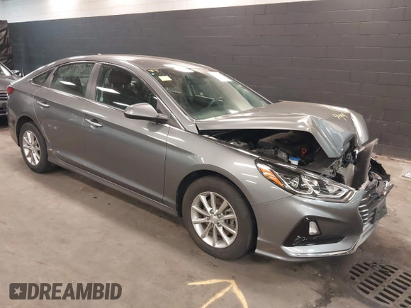 2019 Hyundai Sonata SE with VIN 5NPE24AF6KH817599, listed as a IAAI auction lot 41767384 with 43,596 mi miles and . Bid and sale history available at carsss.com. Image 1.