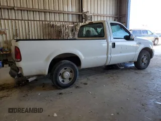 2005 Ford F-250 XL z VIN 1FTNF20545EB79620, wystawiony jako Copart lot #84940344 z przebiegiem 209 677 mil mil oraz Szkoda całkowita • Salvage title. Historia ofert i sprzedaży dostępna na DreamBid. Obrazek 3.