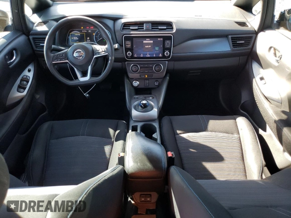 2020 Nissan LEAF with VIN 1N4BZ1BP8LC305334, listed as a Copart auction lot 50369965 with 72,304 mi miles and Clean title. Bid and sale history available at DreamBid. Image 8.