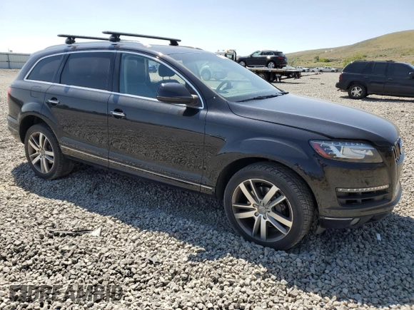 2015 Audi Q7 Premium Plus with VIN WA1LGAFE9FD012371, listed as a Copart auction lot 59772625 with 105,212 mi miles and Salvage title. Bid and sale history available at DreamBid. Image 4.