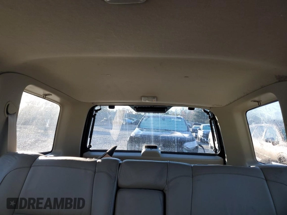 1998 Infiniti QX4 with VIN JNRAR05YXWW025938, listed as a Copart auction lot 49781395 with 111,967 mi miles and Salvage Title. Bid and sale history available at DreamBid. Image 10.