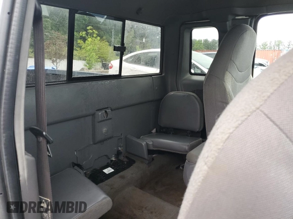 2002 Ford Ranger XL Fleet with VIN 1FTYR44U82TA21001, listed as a Copart auction lot 58392305 with 234,824 mi miles and Salvage title. Bid and sale history available at DreamBid. Image 10.
