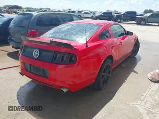 2014 Ford Mustang V6 with VIN 1ZVBP8AM1E5201949, listed as a IAAI auction lot 42505831 with 150,236 mi miles and . Bid and sale history available at DreamBid. Image 4.