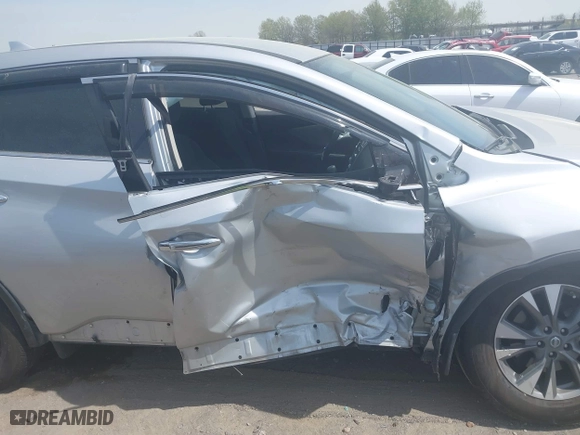 2016 Nissan Murano S with VIN 5N1AZ2MGXGN150011, listed as a IAAI auction lot 41887571 with 56,125 mi miles. Bid and sale history available at carsss.com. Image 6.