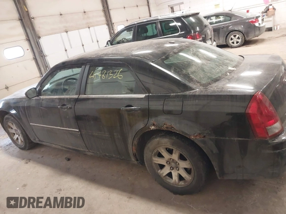2007 Chrysler 300 with VIN 2C3LA43R17H860639, listed as a IAAI auction lot 41481326 with 163,837 mi miles. Bid and sale history available at carsss.com. Image 14.