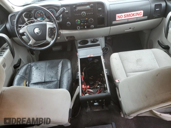 2010 Chevrolet Silverado 1500 1HY with VIN 3GCXKUEJ0AG216204, listed as a Copart auction lot 50546545 with 99,576 mi miles and Salvage Title. Bid and sale history available at DreamBid. Image 8.