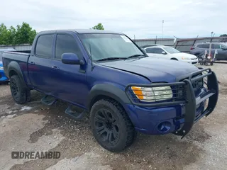 2005 Toyota Tundra SR5 с VIN 5TBET34105S473623, выставлен на аукционе IAAI как лот 42611976 с пробегом 132 325 миль миль и . История ставок и продаж доступна на DreamBid. Изображение 1.