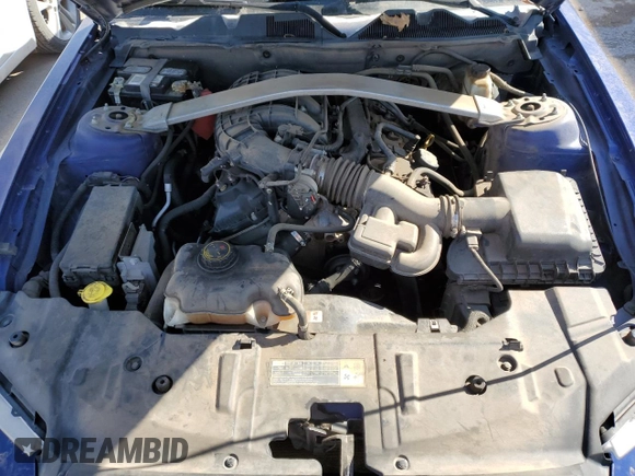 2014 Ford Mustang V6 with VIN 1ZVBP8EM0E5272232, listed as a Copart auction lot 45492135 with 163,820 mi miles and Clean Title. Bid and sale history available at carsss.com. Image 11.