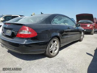 2008 Mercedes-Benz CLK-Class 5.5L with VIN WDBTJ72H88F235405, listed as a Copart auction lot 76230174 with 0 mi miles and Salvage Title. Bid and sale history available at carsss.com. Image 3.