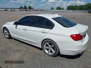 2014 BMW 3 Series 328i z VIN WBA3A5C51EP603386, wystawiony jako IAAI lot #42343104 z przebiegiem Nie podano mil oraz . Historia ofert i sprzedaży dostępna na DreamBid. Obrazek 3.