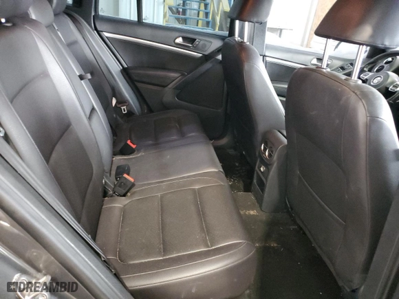 2016 Volkswagen Tiguan R-Line with VIN WVGAV7AX0GW614575, listed as a Copart auction lot 45099785 with 154,456 mi miles and Salvage Title. Bid and sale history available at carsss.com. Image 11.