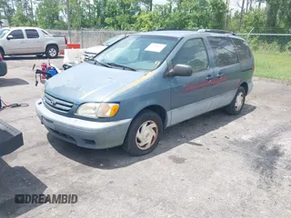 2002 Toyota Sienna LE z VIN 4T3ZF13C52U437850, wystawiony jako IAAI lot #42495616 z przebiegiem 225 330 mil mil oraz . Historia ofert i sprzedaży dostępna na DreamBid. Obrazek 2.