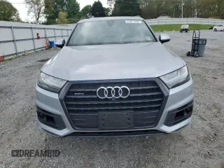 2017 Audi Q7 Prestige with VIN WA1VAAF76HD052020, listed as a Copart auction lot 51817455 with 117,602 mi miles and Clean Title. Bid and sale history available at carsss.com. Image 5.