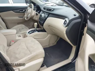 2015 Nissan Rogue SV with VIN 5N1AT2ML4FC795634, listed as a IAAI auction lot 42175728 with 173,233 mi miles and . Bid and sale history available at carsss.com. Image 5.