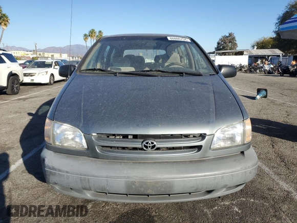 1998 Toyota Sienna CE with VIN 4T3GF19C6WU042953, listed as a Copart auction lot 80800754 with 165,109 mi miles and Clean Title. Bid and sale history available at carsss.com. Image 5.