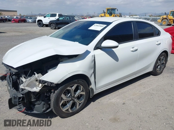 2021 Kia Forte LXS z VIN 3KPF24ADXME348303, wystawiony jako IAAI lot #42082884 z przebiegiem 102 754 mil mil oraz . Historia ofert i sprzedaży dostępna na DreamBid. Obrazek 17.
