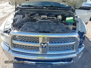 2018 Ram 2500 Laramie with VIN 3C6UR5NL0JG370294, listed as a IAAI auction lot 41637107 with 153,041 mi miles. Bid and sale history available at carsss.com. Image 10.