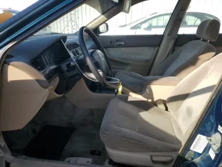 1995 Honda Accord LX с VIN 1HGCD5633SA021651, выставлен на аукционе Copart как лот 84074764 с пробегом 137 788 миль миль и Списание • Salvage title. История ставок и продаж доступна на DreamBid. Изображение 7.