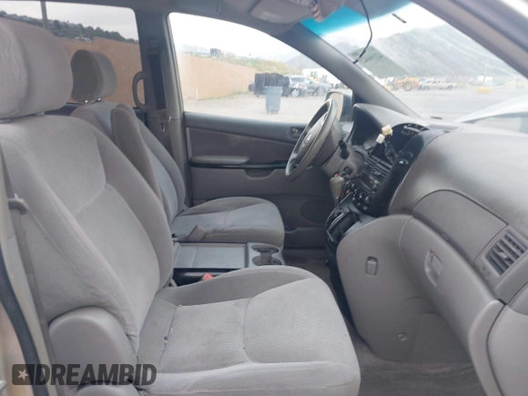 2005 Toyota Sienna CE z VIN 5TDZA23C95S222269, wystawiony jako IAAI lot #42194423 z przebiegiem 282 028 mil mil oraz . Historia ofert i sprzedaży dostępna na DreamBid. Obrazek 5.