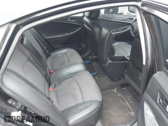 2011 Hyundai Sonata Limited z VIN 5NPEC4ACXBH097517, wystawiony jako IAAI lot #41721424 z przebiegiem 213 944 mil mil oraz . Historia ofert i sprzedaży dostępna na DreamBid. Obrazek 8.