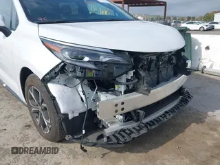 2025 Toyota Sienna Platinum z VIN 5TDESKFC0SS168394, wystawiony jako IAAI lot #42110535 z przebiegiem 7 905 mil mil oraz . Historia ofert i sprzedaży dostępna na DreamBid. Obrazek 19.