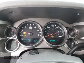 2010 GMC Sierra 1500 SLE z VIN 1GTSKVE36AZ149335, wystawiony jako Copart lot #86621964 z przebiegiem 83 381 mil mil oraz Czysty tytuł • Clean title. Historia ofert i sprzedaży dostępna na DreamBid. Obrazek 9.