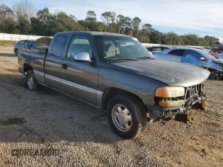 2000 GMC Sierra 1500 SL with VIN 2GTEC19V6Y1286471, listed as a Copart auction lot 37677754 with 289,027 mi miles and Non Repairable. Bid and sale history available at DreamBid. Image 4.