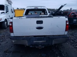 2008 Ford F-450 XL with VIN 1FTXW42R98EB14710, listed as a Copart auction lot 81383144 with 259,012 mi miles and Salvage Title. Bid and sale history available at carsss.com. Image 6.