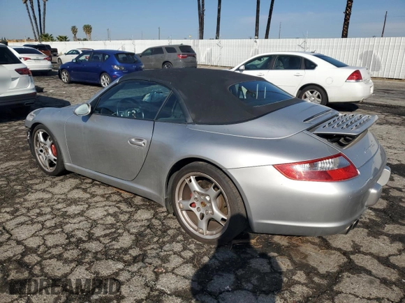 2005 Porsche 911 Carrera S z VIN WP0CB29995S765398, wystawiony jako Copart lot #42413555 z przebiegiem 32 993 mil mil oraz Szkoda całkowita • Salvage title. Historia ofert i sprzedaży dostępna na DreamBid. Obrazek 2.
