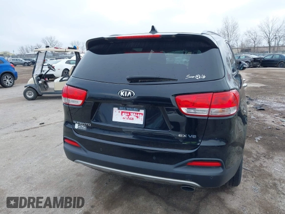 2016 Kia Sorento EX with VIN 5XYPHDA53GG171158, listed as a IAAI auction lot 42014017 with 219,595 mi miles. Bid and sale history available at carsss.com. Image 16.