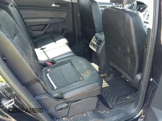 2021 Volkswagen Atlas SE with VIN 1V2HR2CA2MC580752, listed as a IAAI auction lot 42701057 with 69,811 mi miles and . Bid and sale history available at DreamBid. Image 8.
