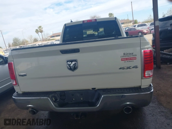 2016 Ram 1500 Laramie z VIN 1C6RR7VM4GS219910, wystawiony jako IAAI lot #41685905 z przebiegiem 213 908 mil mil oraz . Historia ofert i sprzedaży dostępna na DreamBid. Obrazek 17.