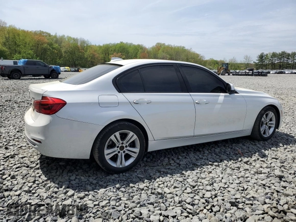 2016 BMW 3 Series 328i xDrive z VIN WBA8E3G57GNU00476, wystawiony jako Copart lot #54625345 z przebiegiem 75 079 mil mil oraz Szkoda całkowita • Salvage title. Historia ofert i sprzedaży dostępna na DreamBid. Obrazek 3.