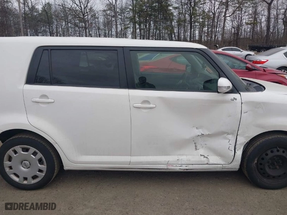2015 Scion xB with VIN JTLZE4FEXFJ067957, listed as a IAAI auction lot 41709493 with NaN miles. Bid and sale history available at carsss.com. Image 13.