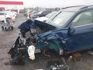 2022 Volkswagen Atlas SE z VIN 1V2HR2CA0NC561411, wystawiony jako IAAI lot #41941719 z przebiegiem Nie podano mil oraz . Historia ofert i sprzedaży dostępna na DreamBid. Obrazek 17.